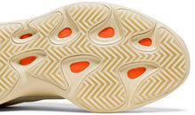 Load image into Gallery viewer, YEEZY 700 V3 Safflower