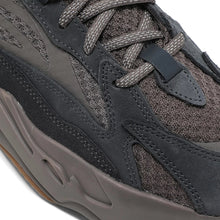Load image into Gallery viewer, Yeezy Boost 700 V2 'Mauve'