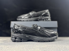 Load image into Gallery viewer, NEW BALANCE 1906
