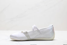 Load image into Gallery viewer, Puma speedcat
